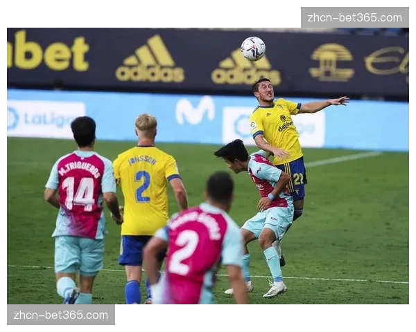 克莱蒙特2-1绝杀勒阿弗尔，逃离降级区