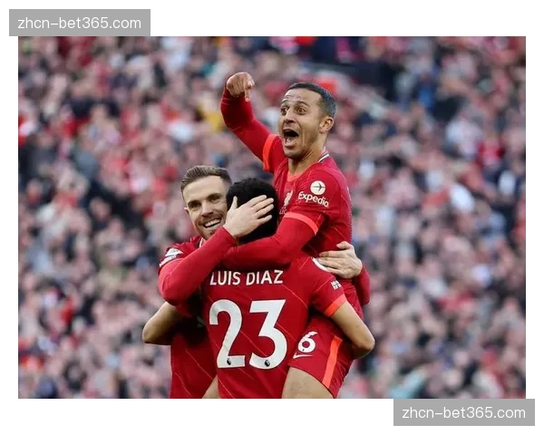 利物浦3-0完胜埃弗顿，阿诺德右路送出两次助攻